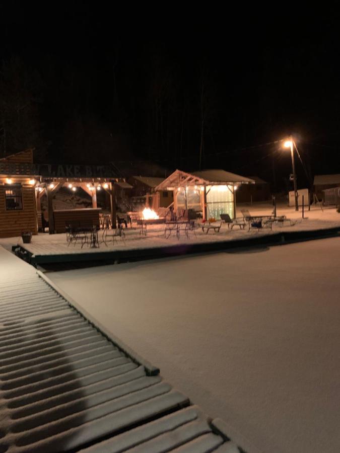 Muskie Bay Resort Nestor Falls Екстер'єр фото