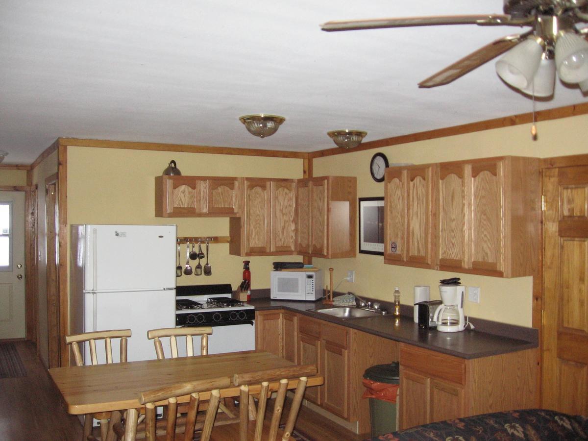 Muskie Bay Resort Nestor Falls Екстер'єр фото